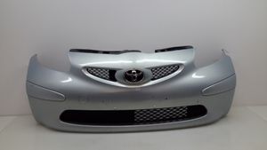 Toyota Aygo AB10 Parachoques delantero 521190H030