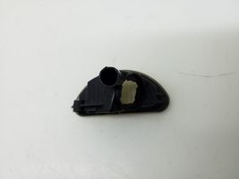 Toyota Aygo AB10 Lampa oświetlenia tylnej tablicy rejestracyjnej 812710H010