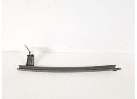 Toyota Urban Cruiser (XP110) Listwa szyby drzwi 67404-52170