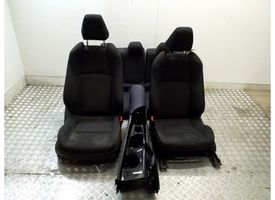 Toyota C-HR Set interni 