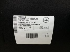 Mercedes-Benz S W222 Takaluukun koristelista A2226901441