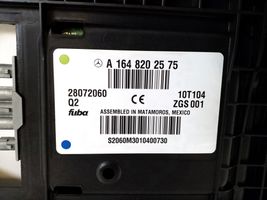 Mercedes-Benz ML W164 GPS-pystyantenni A1648202575