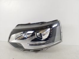 Volkswagen Multivan T5 Lampa przednia 