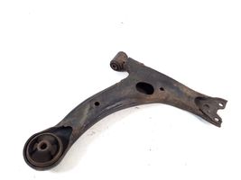 Toyota Corolla Verso AR10 Braccio di controllo sospensione anteriore inferiore/braccio oscillante 48069-0F010