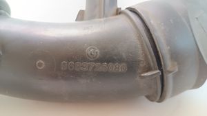 Citroen DS4 Tube d'admission de tuyau de refroidisseur intermédiaire 9683725080