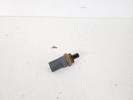 Audi A4 S4 B8 8K Sonde de température de liquide de refroidissement 06A919501A