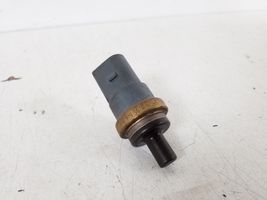 Audi A4 S4 B8 8K Sonde de température de liquide de refroidissement 06A919501A