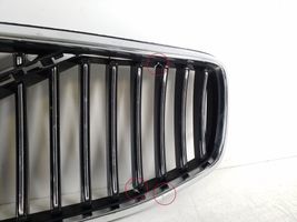 Volvo S90, V90 Griglia anteriore 31425499