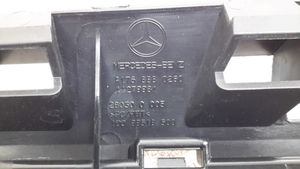 Mercedes-Benz A W176 Grille de calandre avant A1768880260