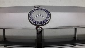Mercedes-Benz C W204 Grille de calandre avant A2048800323
