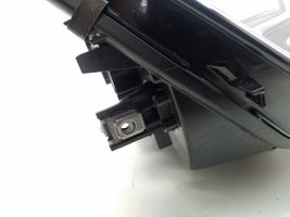 BMW 2 F46 Lampa przednia 