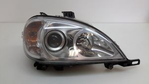 Mercedes-Benz ML W163 Lampa przednia 