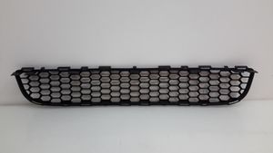 Toyota Corolla Verso AR10 Grille inférieure de pare-chocs avant 531120F010