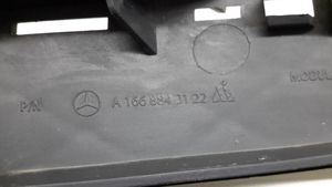Mercedes-Benz ML W166 Mascherina/griglia fendinebbia anteriore A1668800724