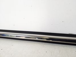 KIA Sportage Rivestimento portiera posteriore (modanatura) 