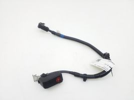 Toyota RAV 4 (XA40) Плюсовый провод (аккумулятора) 8212242110