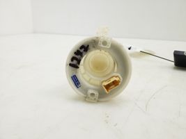 Mercedes-Benz E W210 Sensore di livello del carburante A2205420717