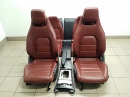 Mercedes-Benz E C207 W207 Set interni 