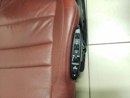 Mercedes-Benz E C207 W207 Set interni 