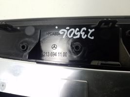 Mercedes-Benz E W213 Kolmas/lisäjarruvalo A2048200056