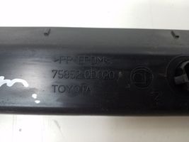 Toyota Yaris Próg 758520D020