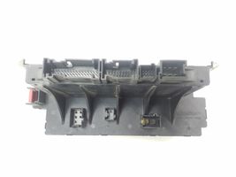 Mercedes-Benz S W220 Module de fusibles A0325458232