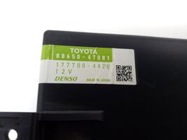 Toyota Prius (XW30) Kiti valdymo blokai/ moduliai 8865047081