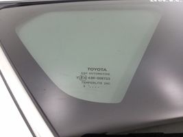 Toyota Auris E180 Takasivuikkuna/-lasi 6271002180