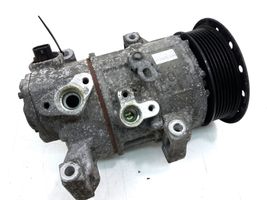 Toyota Avensis T270 Compressore aria condizionata (A/C) (pompa) 8831002400