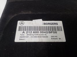 Mercedes-Benz CLS C218 X218 Wykładzina podłogowa bagażnika A2126800042