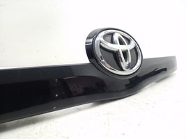 Toyota Verso Éclairage de plaque d'immatriculation 768110F050