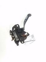 Toyota Verso Maniglia di rilascio del vano motore (cofano) 535100F060