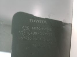 Toyota RAV 4 (XA40) Vitre de fenêtre porte arrière 6811342150