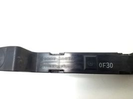 Toyota Verso Antenne GPS 8999730070