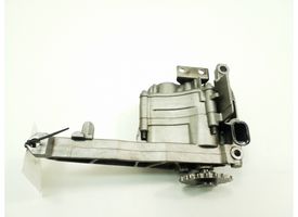 Mercedes-Benz ML W164 Pompe à huile A6421810901