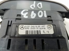 Mercedes-Benz CL C215 Pysäköintitutkan anturin näyttö (PDC) A0015420223