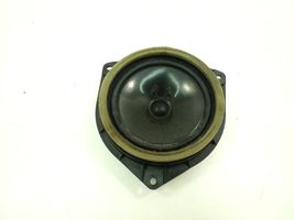 Toyota Land Cruiser (J120) Garsiakalbis (-iai) galinėse duryse 8616033620