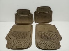 Toyota Land Cruiser (J120) Set di tappetini per auto 