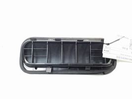 Toyota RAV 4 (XA40) Grill / Wlot powietrza błotnika przedniego 6294012180