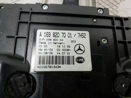 Mercedes-Benz B W245 Illuminazione sedili anteriori A1698207001