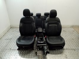 KIA Sportage Juego interior 