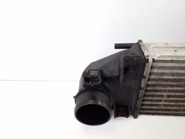 Volvo V60 Chłodnica powietrza doładowującego / Intercooler 31338475