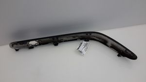 Mercedes-Benz C W203 Modanatura separatore del paraurti anteriore A2038851821