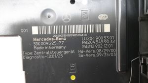 Mercedes-Benz GLK (X204) Saugiklių blokas A2049005301