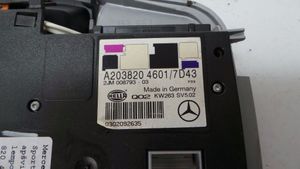 Mercedes-Benz CLC CL203 Illuminazione sedili anteriori A2038204601