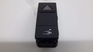 Mercedes-Benz E C207 W207 Botón interruptor de luz de peligro A2079053700