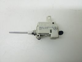 Mercedes-Benz CLC CL203 Serratura del tappo del serbatoio del carburante A2038201997