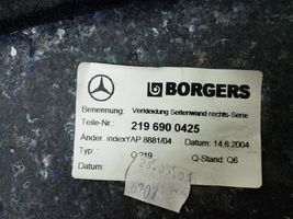 Mercedes-Benz CLS C219 Tavaratilan sivuverhoilu A2196900425