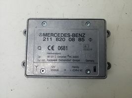 Mercedes-Benz CLK A209 C209 Pystyantennivahvistin A2118200885