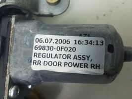 Toyota Corolla Verso AR10 Fensterhebermechanismus ohne Motor Tür hinten 698300F020